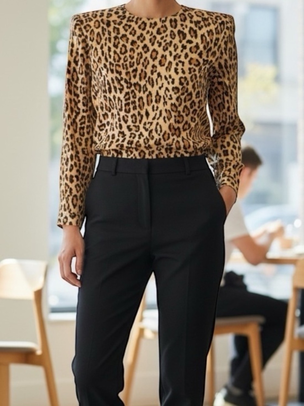 Vintage 80s Carlisle 100% Silk Leopard Animal Print Long Sleeve Blouse Size 6